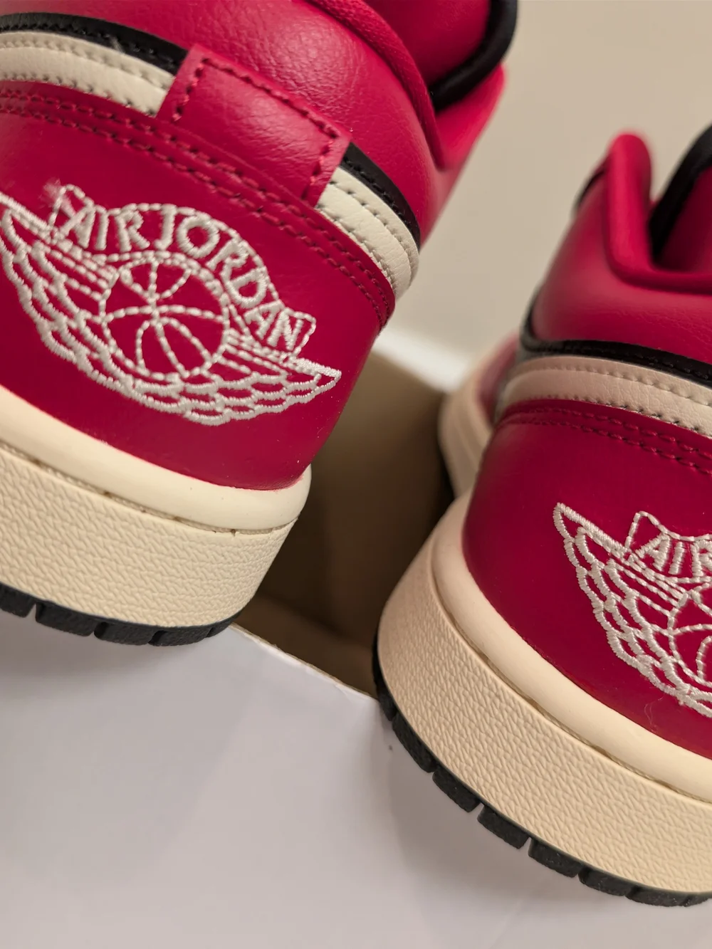 Women Air Jordan 1 Low  Black And Red